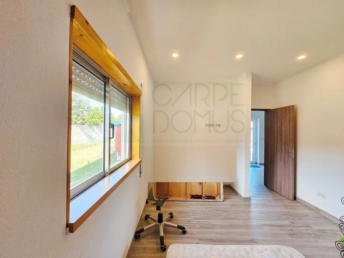 Moradia T4 para Venda em Lavos Foto 19