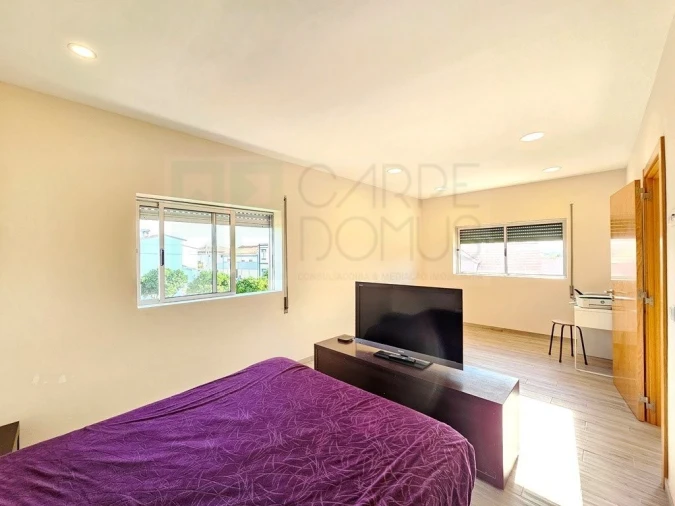 Moradia T4 para Venda em Lavos Foto 26