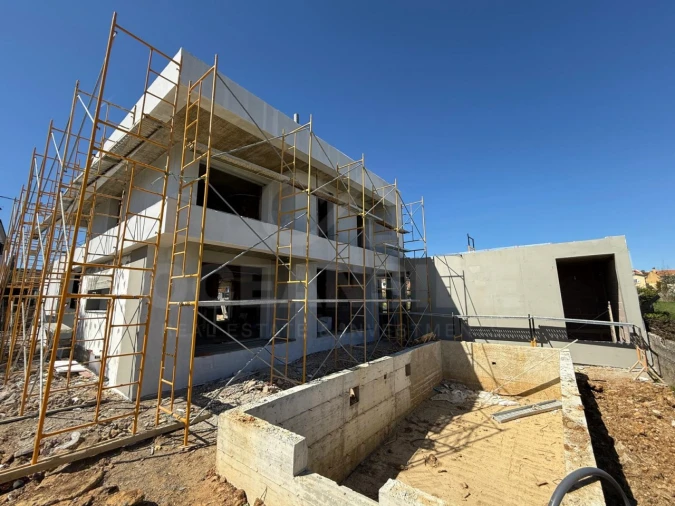 Moradia T4 para Venda em Rio de Mouro Foto 21