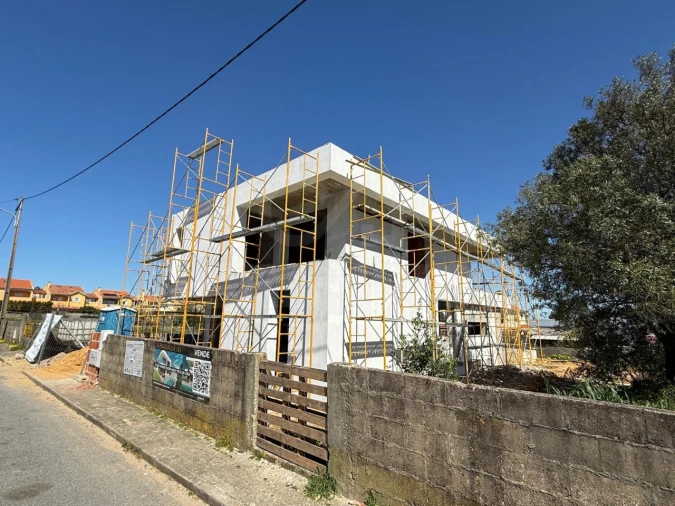 Moradia T4 para Venda em Rio de Mouro Foto 22