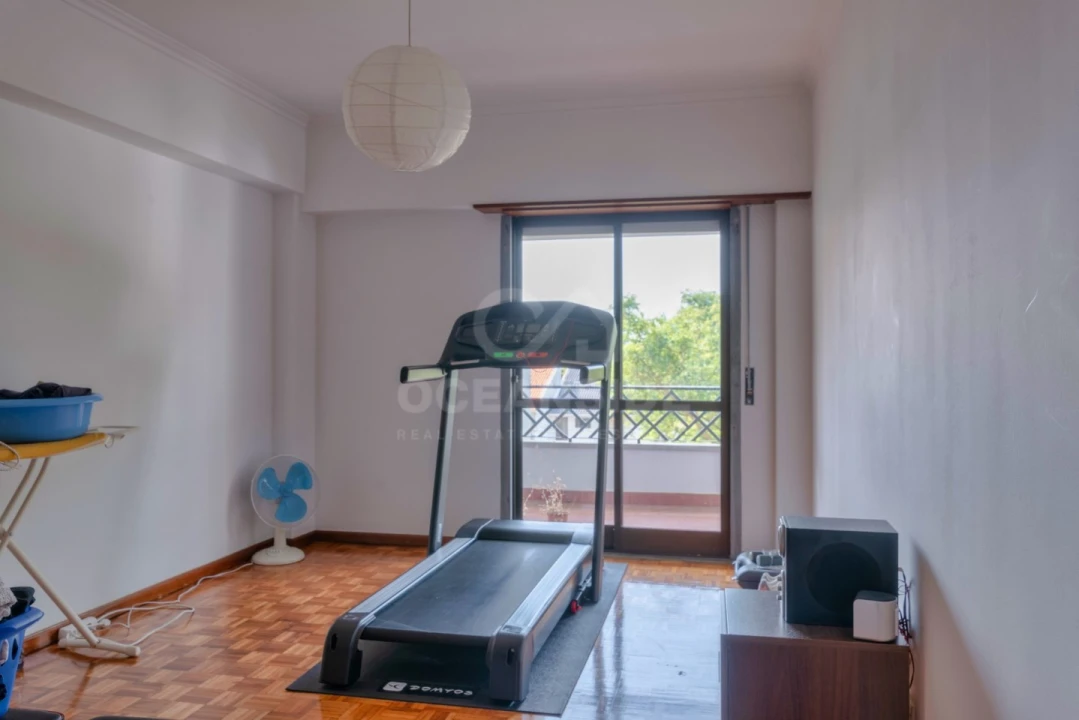 Apartamento T4 para Arrendamento em Carcavelos e Parede Foto 10