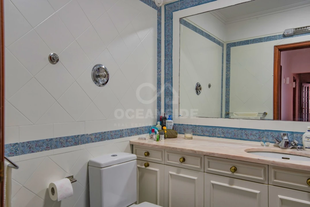 Apartamento T4 para Arrendamento em Carcavelos e Parede Foto 12