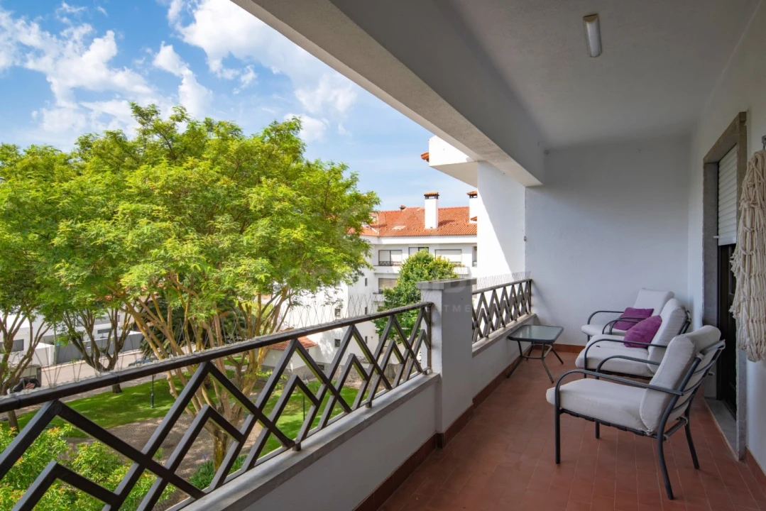 Apartamento T4 para Arrendamento em Carcavelos e Parede Foto 16