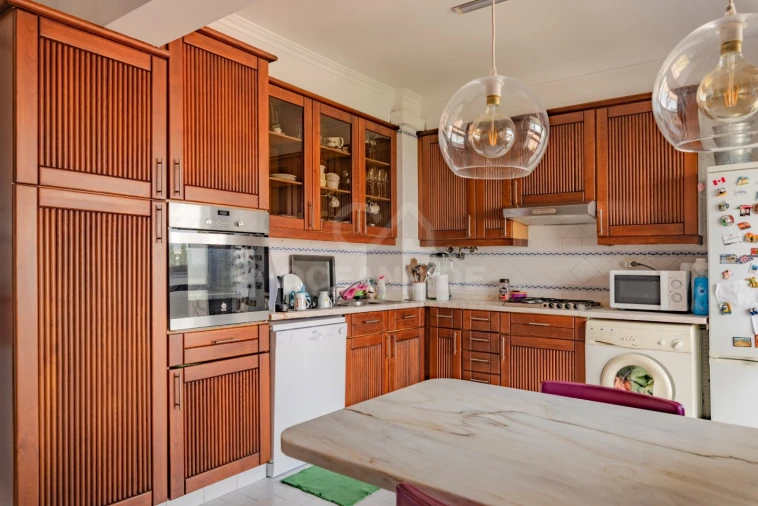 Apartamento T4 para Arrendamento em Carcavelos e Parede Foto 6