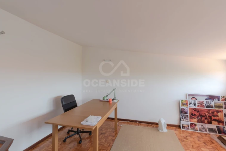 Apartamento T4 para Arrendamento em Carcavelos e Parede Foto 15