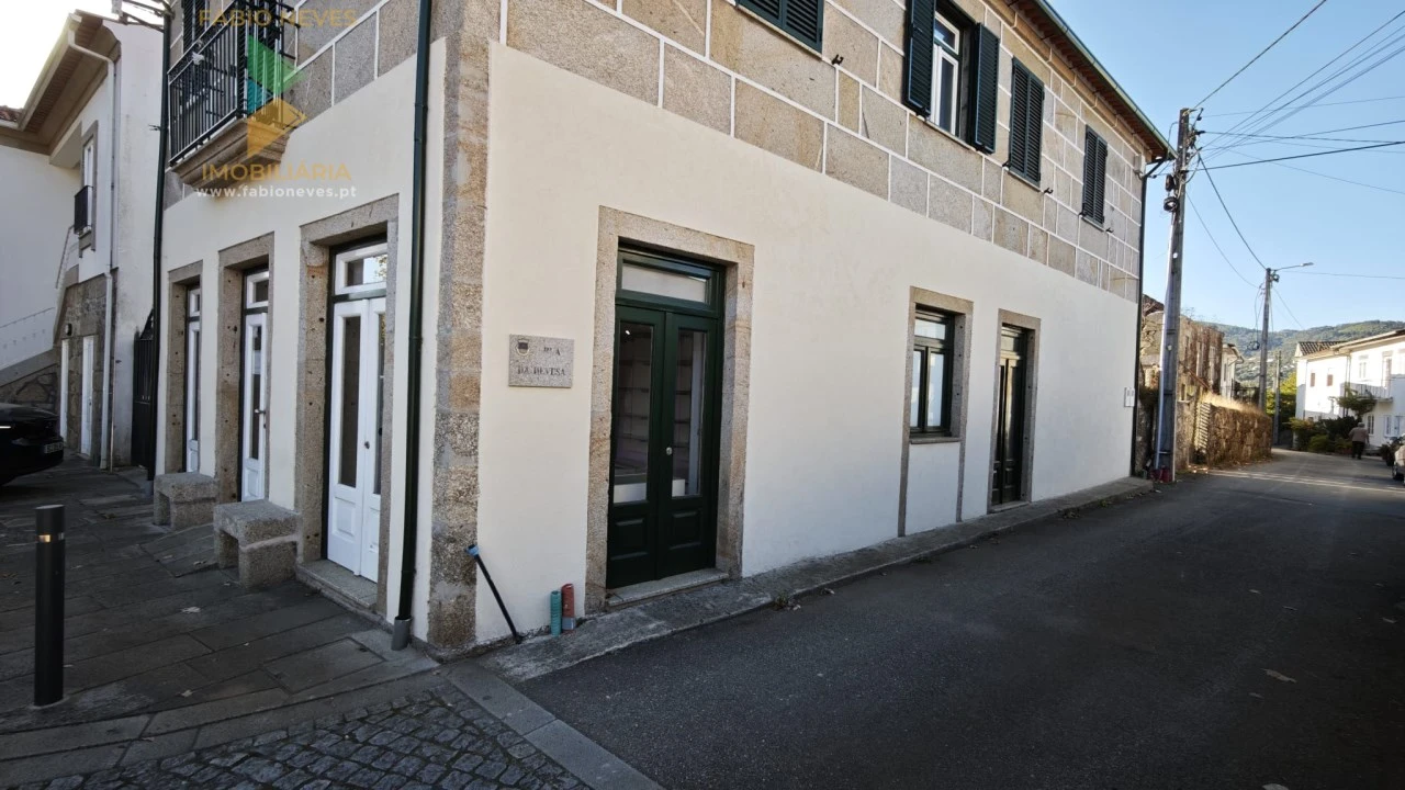 Loja para Arrendamento em Gandra Foto 2