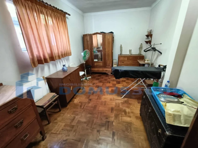 Moradia T4 para Venda em Parada de Cunhos Foto 17