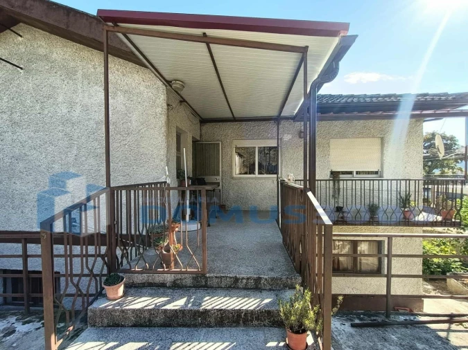 Moradia T4 para Venda em Parada de Cunhos Foto 27