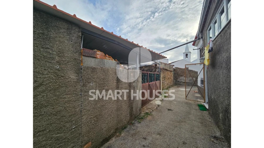 Moradia T2 para Venda em Friúmes e Paradela Foto 27