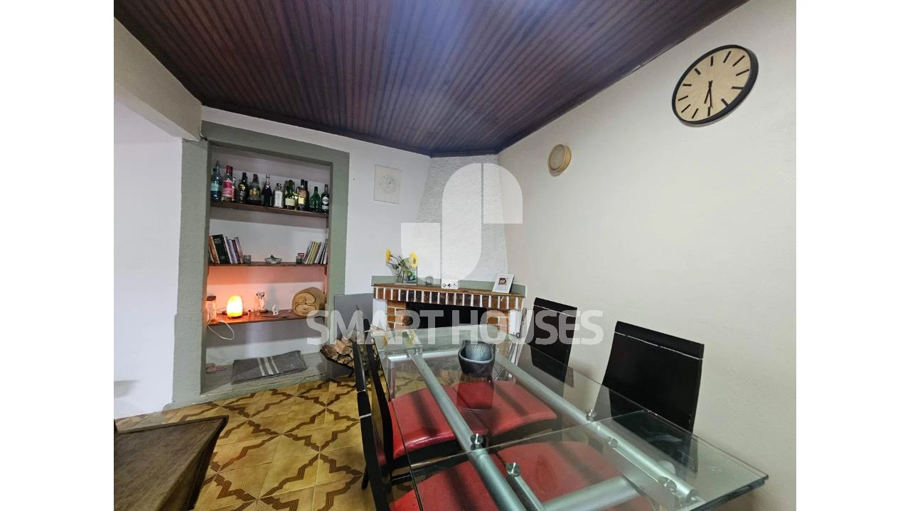 Moradia T2 para Venda em Friúmes e Paradela Foto 9