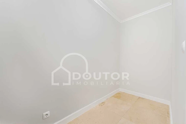 Apartamento T1 para Venda em Calheta Foto 8