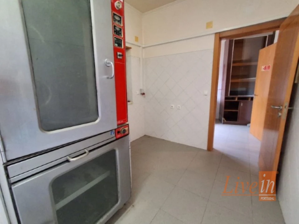 Loja para Venda em Ericeira Foto 26