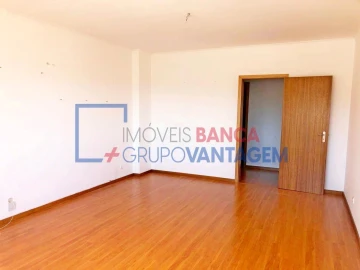 Apartamento T3 para Venda em Alenquer (Santo Estêvão e Triana)