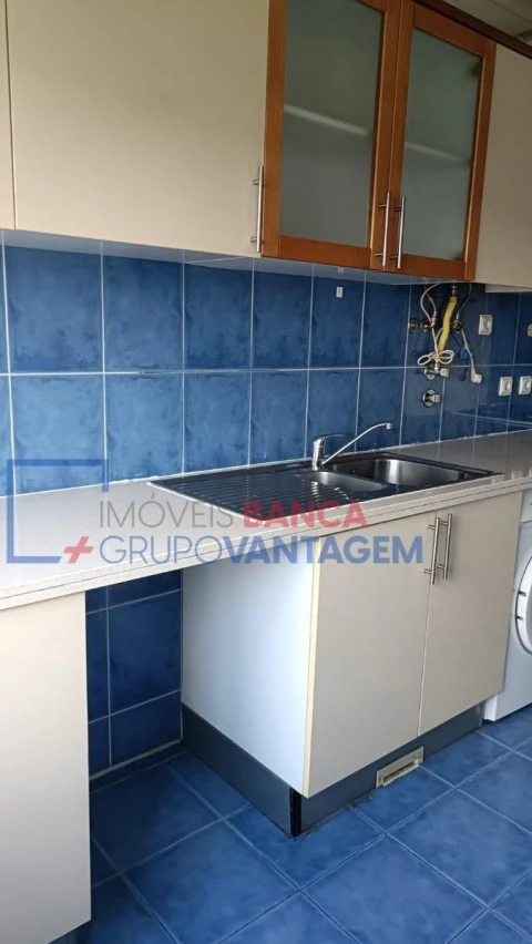 Apartamento T3 para Venda em Alenquer (Santo Estêvão e Triana)