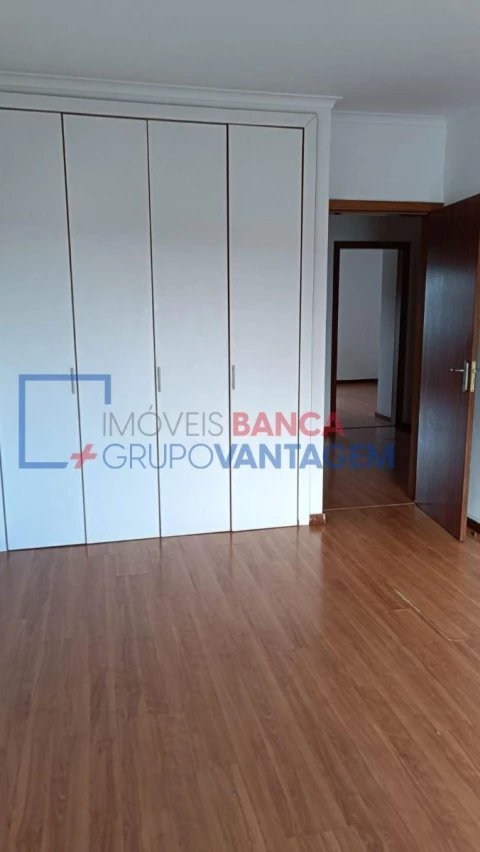 Apartamento T3 para Venda em Alenquer (Santo Estêvão e Triana)