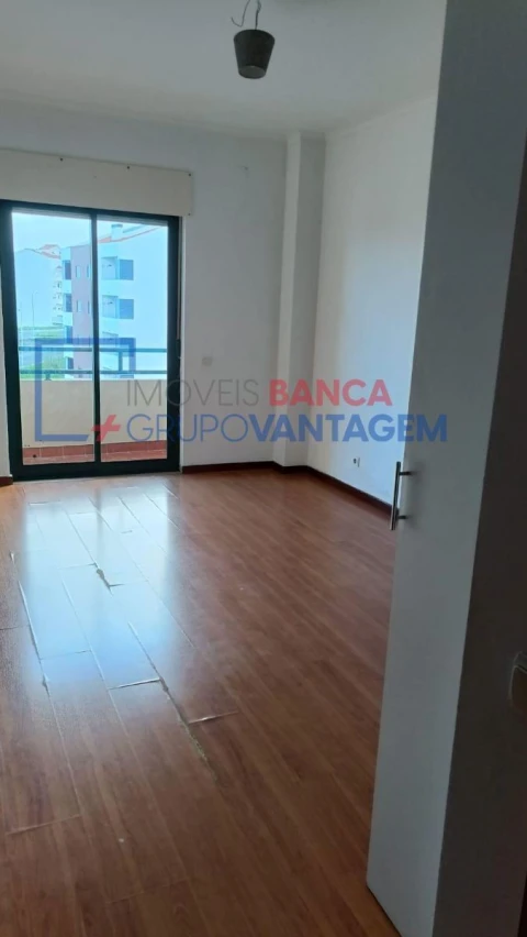 Apartamento T3 para Venda em Alenquer (Santo Estêvão e Triana)