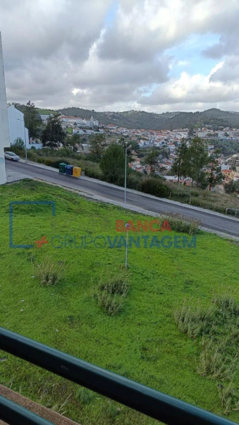 Apartamento T3 para Venda em Alenquer (Santo Estêvão e Triana)