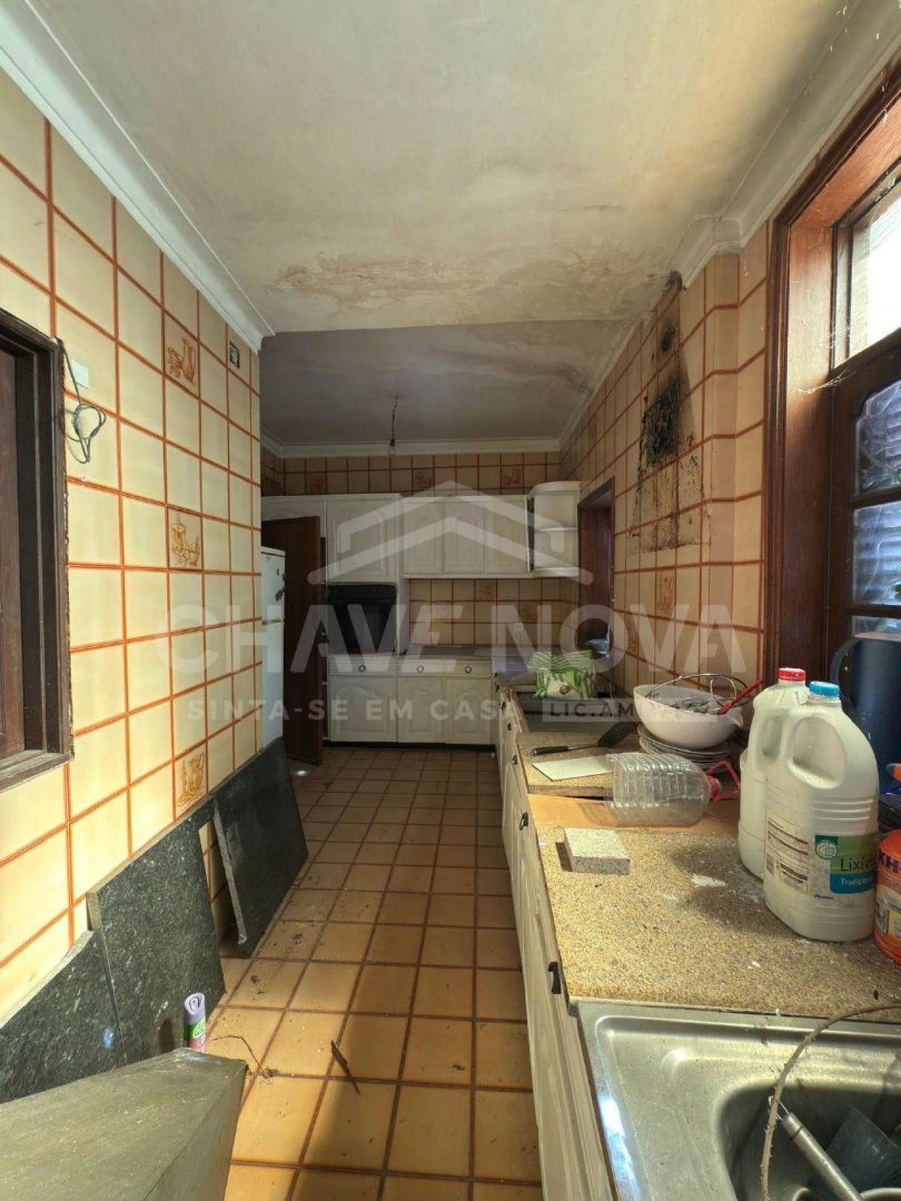 Moradia T4 para Venda em Arcozelo Foto 5