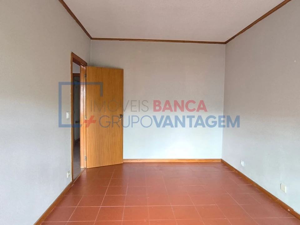 Apartamento T2 para Venda em Pataias e Martingança Foto 6