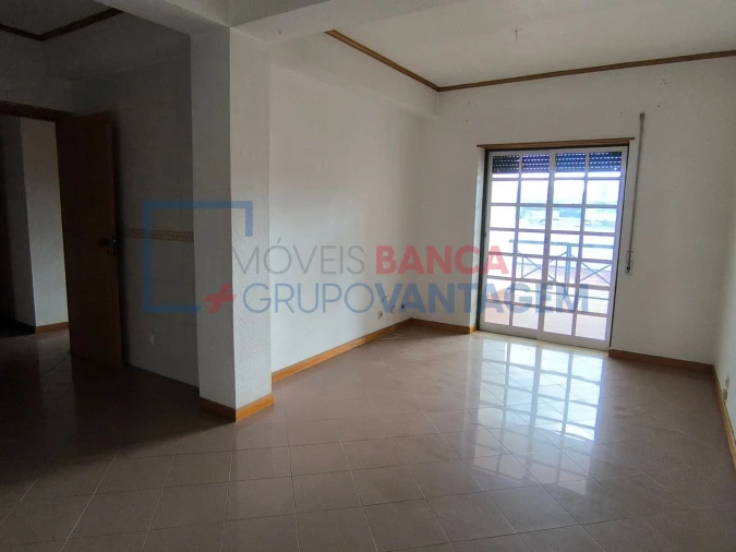 Apartamento T2 para Venda em Pataias e Martingança Foto 13