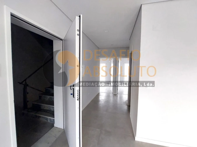 Apartamento T2 para Venda em Quinta do Conde Foto 3