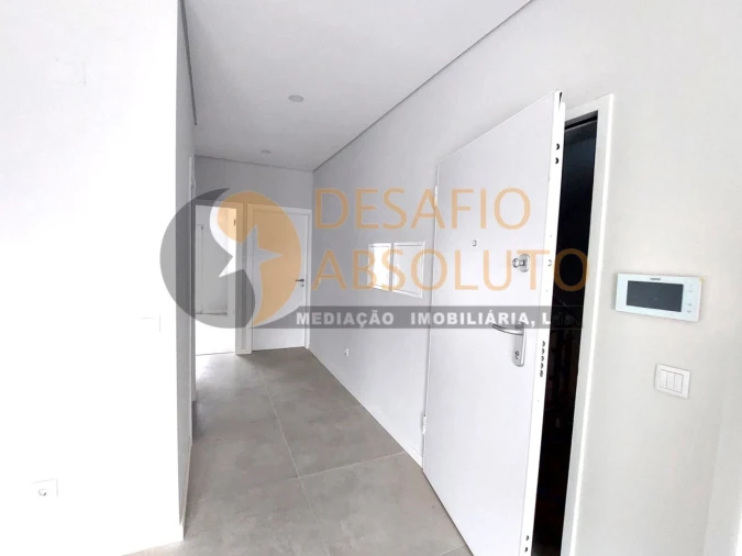 Apartamento T2 para Venda em Quinta do Conde Foto 4