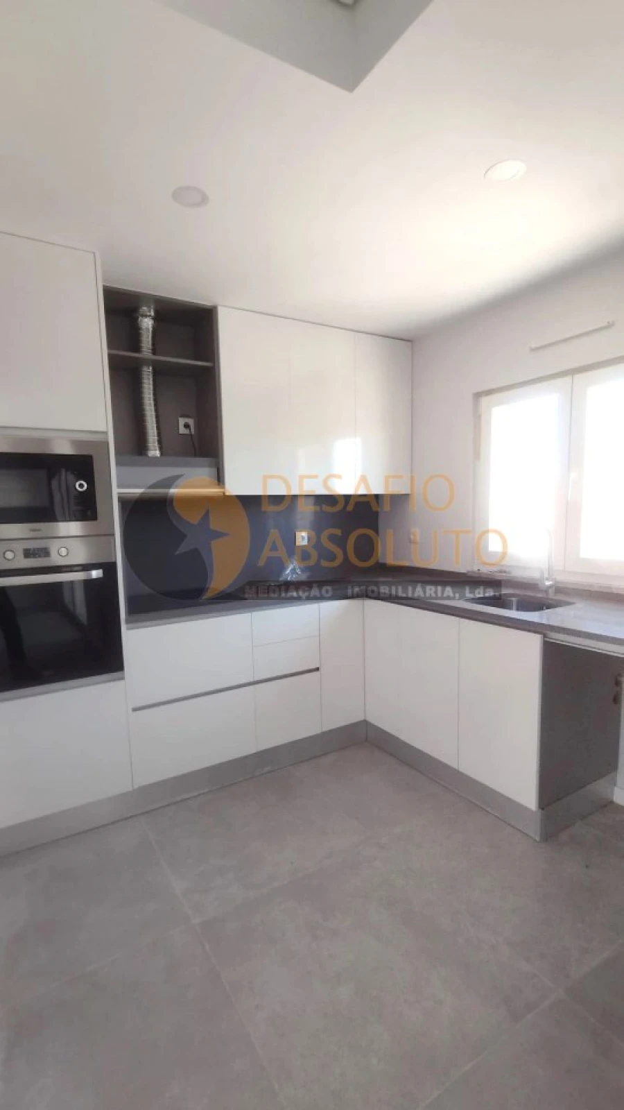 Apartamento T2 para Venda em Quinta do Conde Foto 12