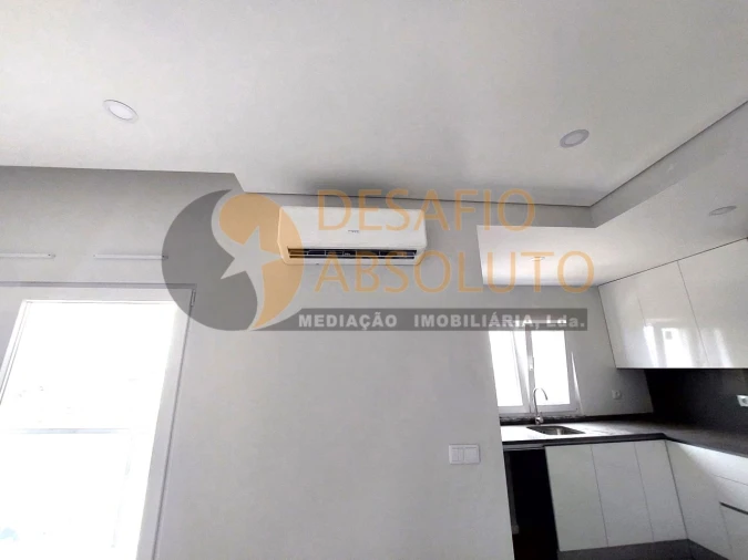 Apartamento T2 para Venda em Quinta do Conde Foto 26