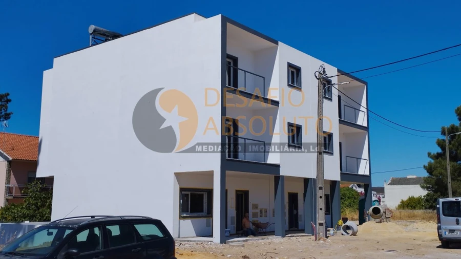 Apartamento T2 para Venda em Quinta do Conde Foto 2