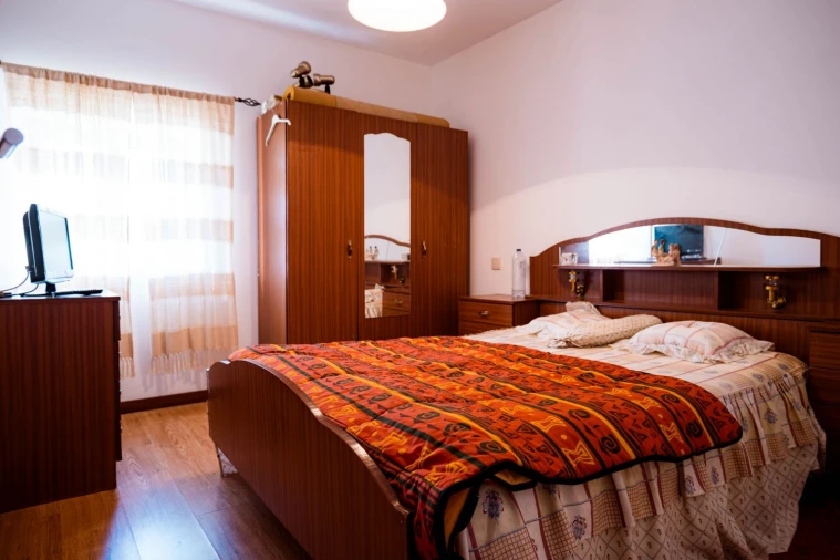 Moradia T3 para Venda em Serzedelo Foto 16