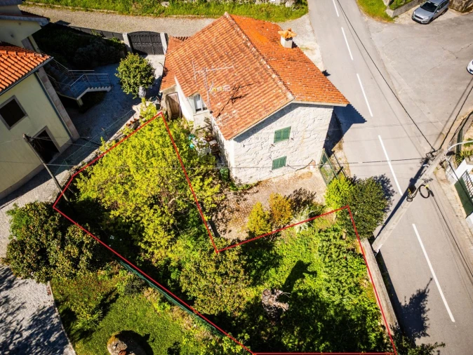 Moradia T3 para Venda em Serzedelo Foto 25