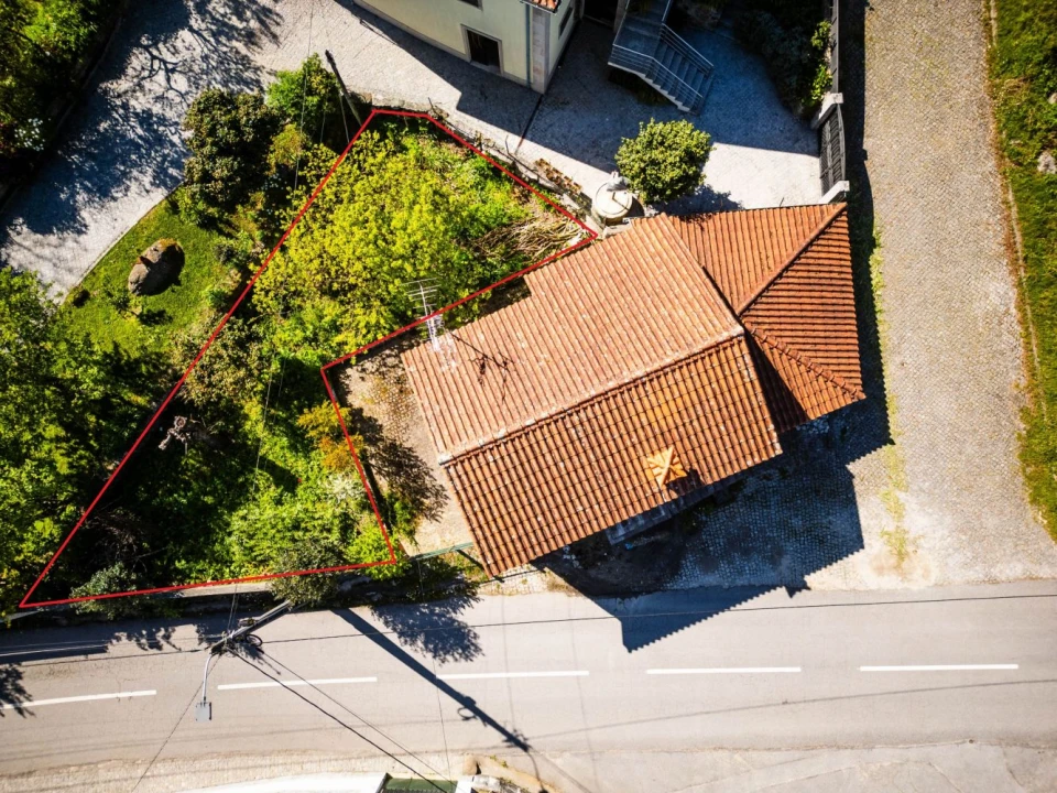 Moradia T3 para Venda em Serzedelo Foto 2