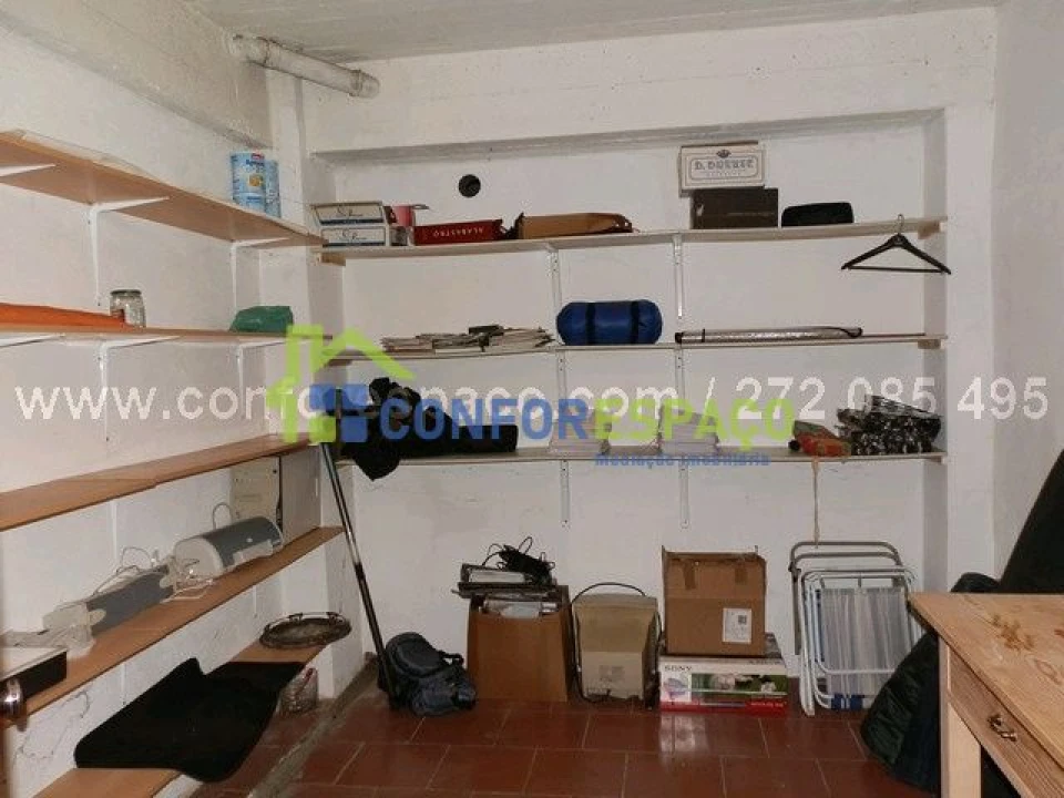 Garagem para Venda em Castelo Branco Foto 3