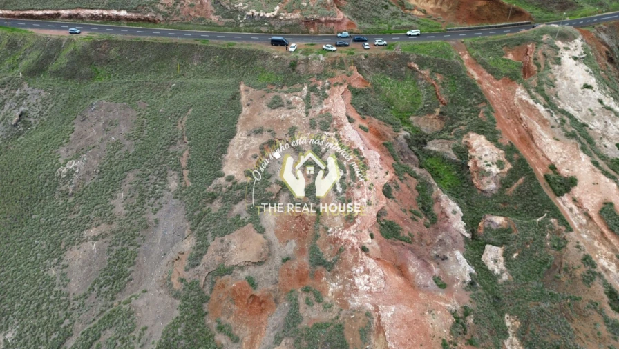 Terreno para Venda em Caniçal