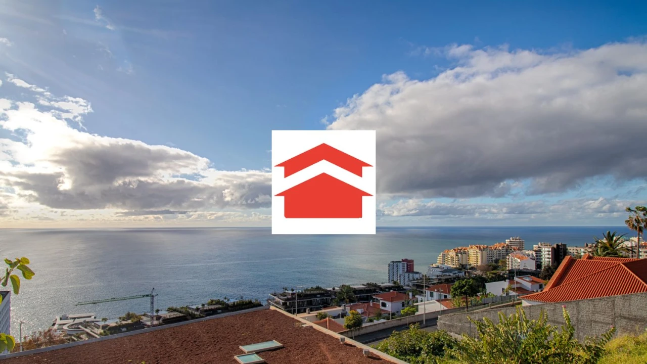 Moradia T3 para Venda em São Martinho Foto 1