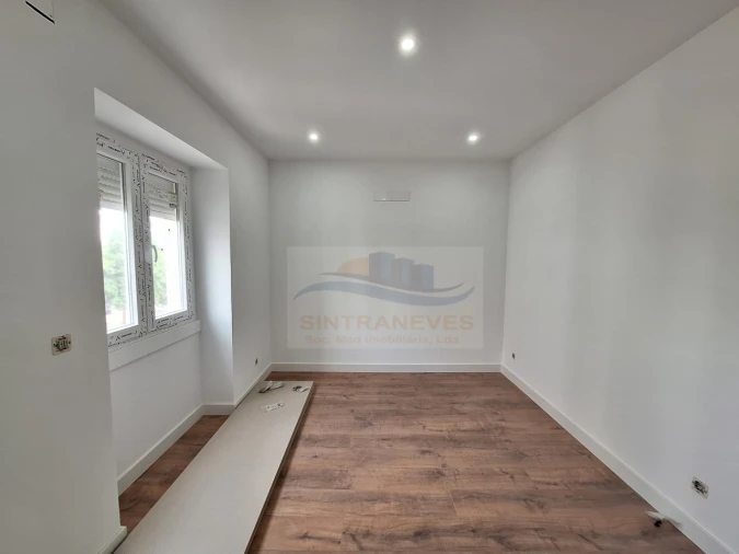 Apartamento T2 para Venda em Falagueira-Venda Nova Foto 12