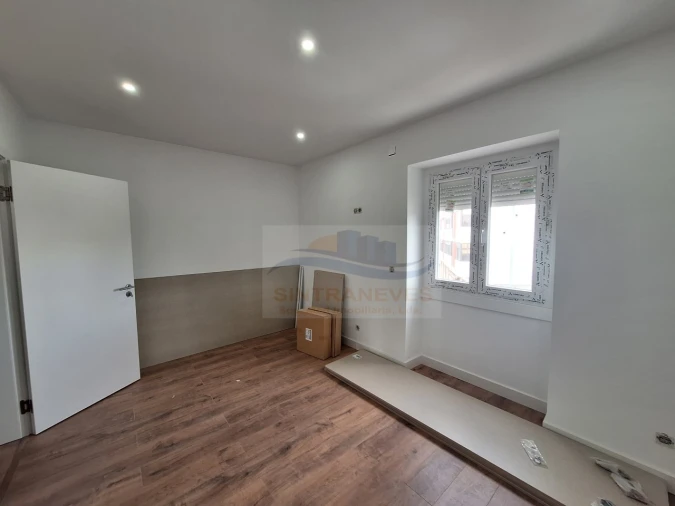 Apartamento T2 para Venda em Falagueira-Venda Nova Foto 14