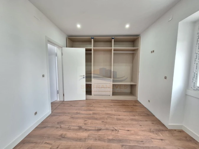 Apartamento T2 para Venda em Falagueira-Venda Nova Foto 10
