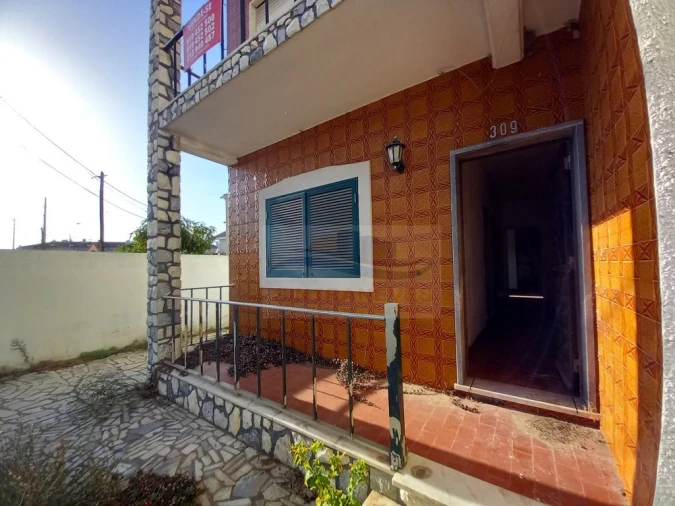 Moradia T3 para Venda em São Francisco