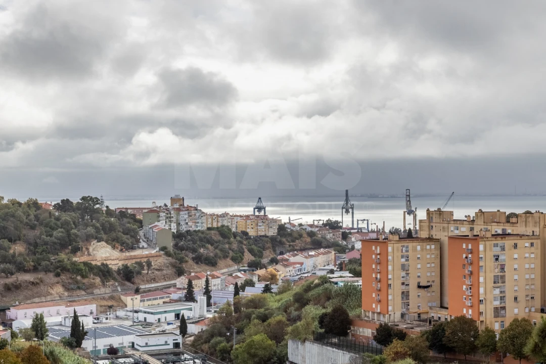 Apartamento T3 para Venda em Penha de França Foto 9