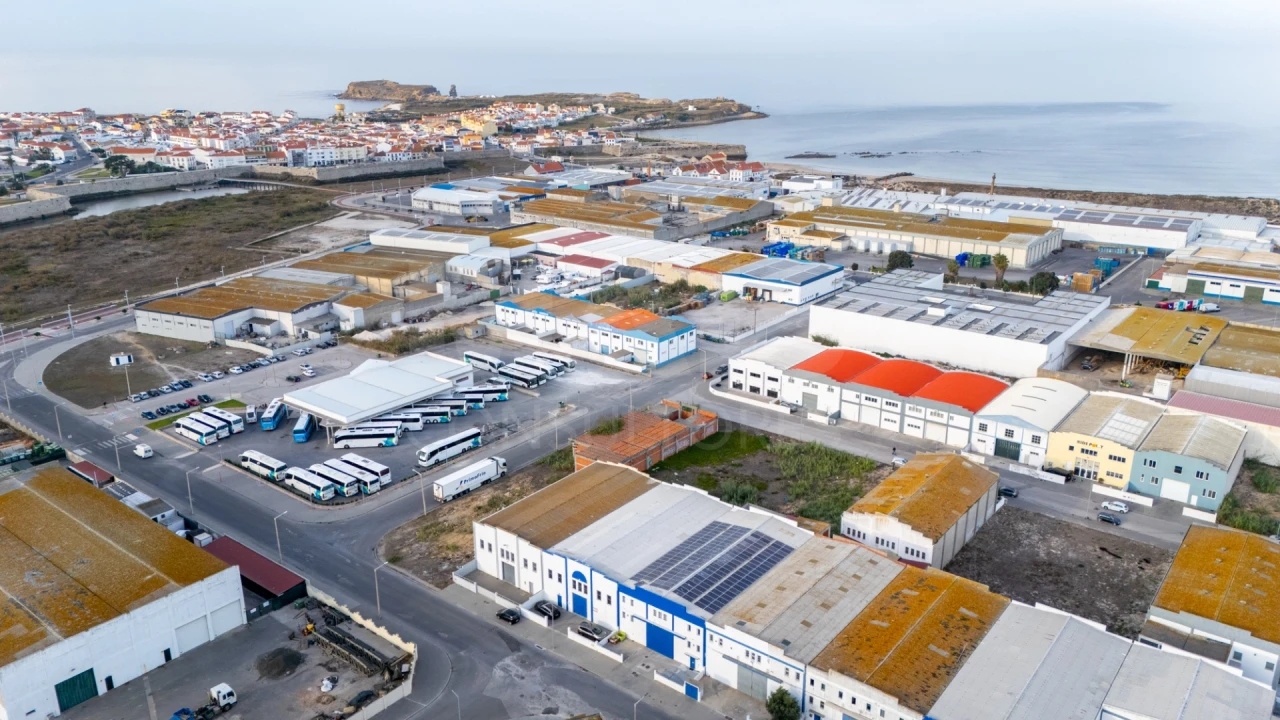 Terreno para Venda em Peniche Foto 5
