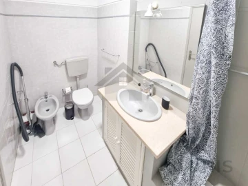 Apartamento T1 para Arrendamento em Portimão