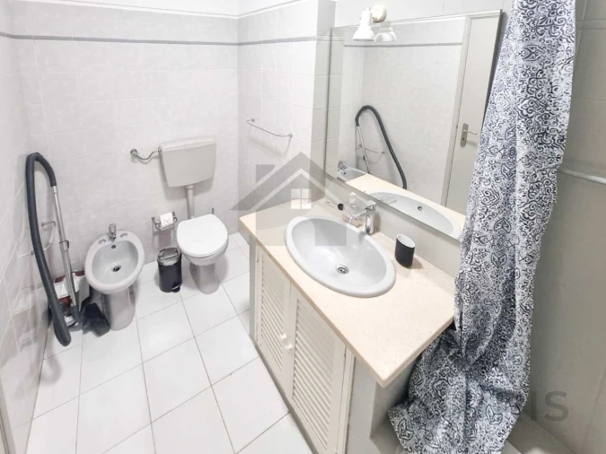 Apartamento T1 para Arrendamento em Portimão Foto 12