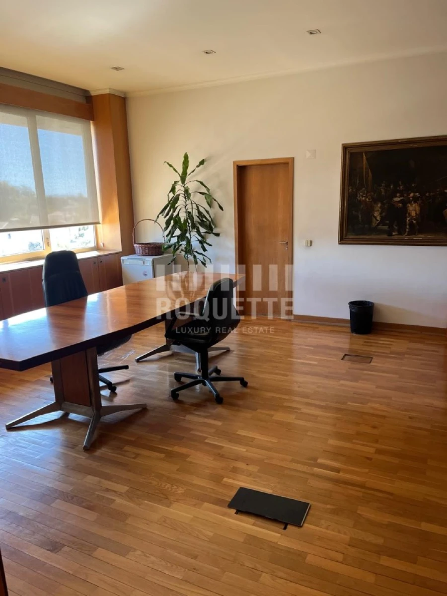 Escritório para Arrendamento em Aldoar, Foz do Douro e Nevogilde Foto 1