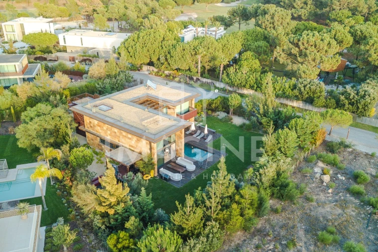 Moradia T4 para Venda em Carvalhal Foto 2