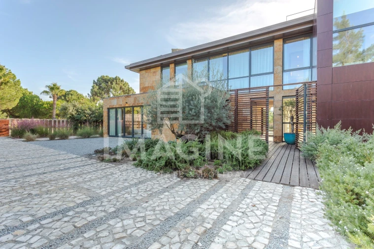 Moradia T4 para Venda em Carvalhal Foto 69