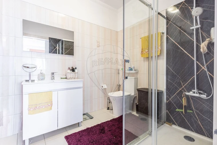 Apartamento T2 para Venda em Alpiarça Foto 10