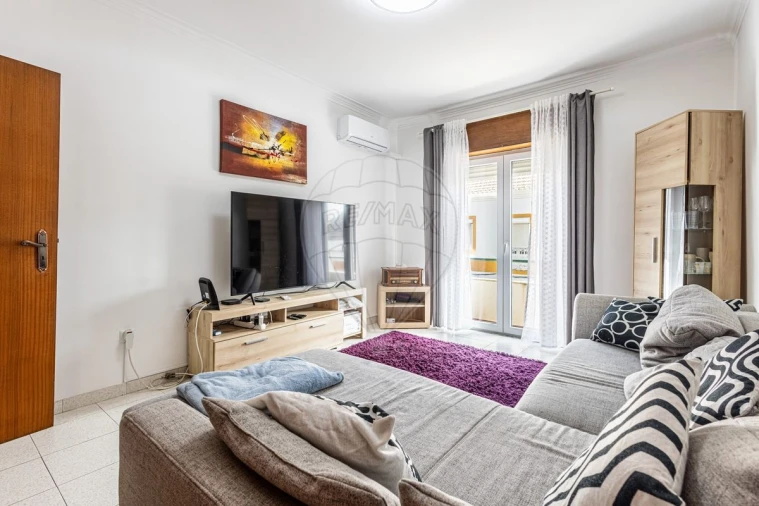 Apartamento T2 para Venda em Alpiarça Foto 3