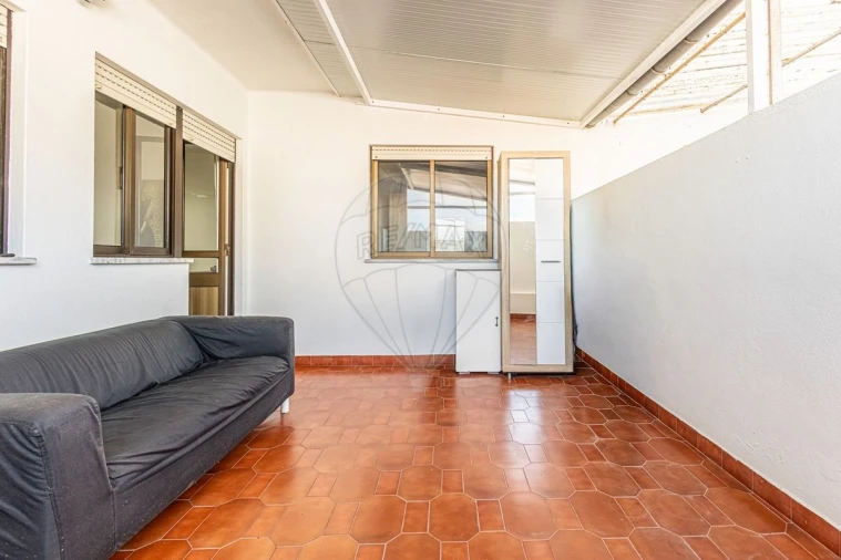 Apartamento T2 para Venda em Alpiarça Foto 28