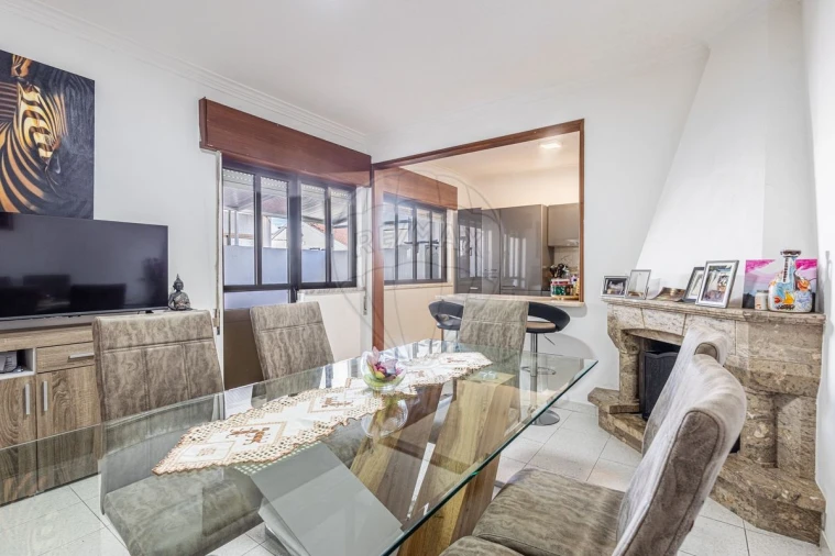 Apartamento T2 para Venda em Alpiarça Foto 18